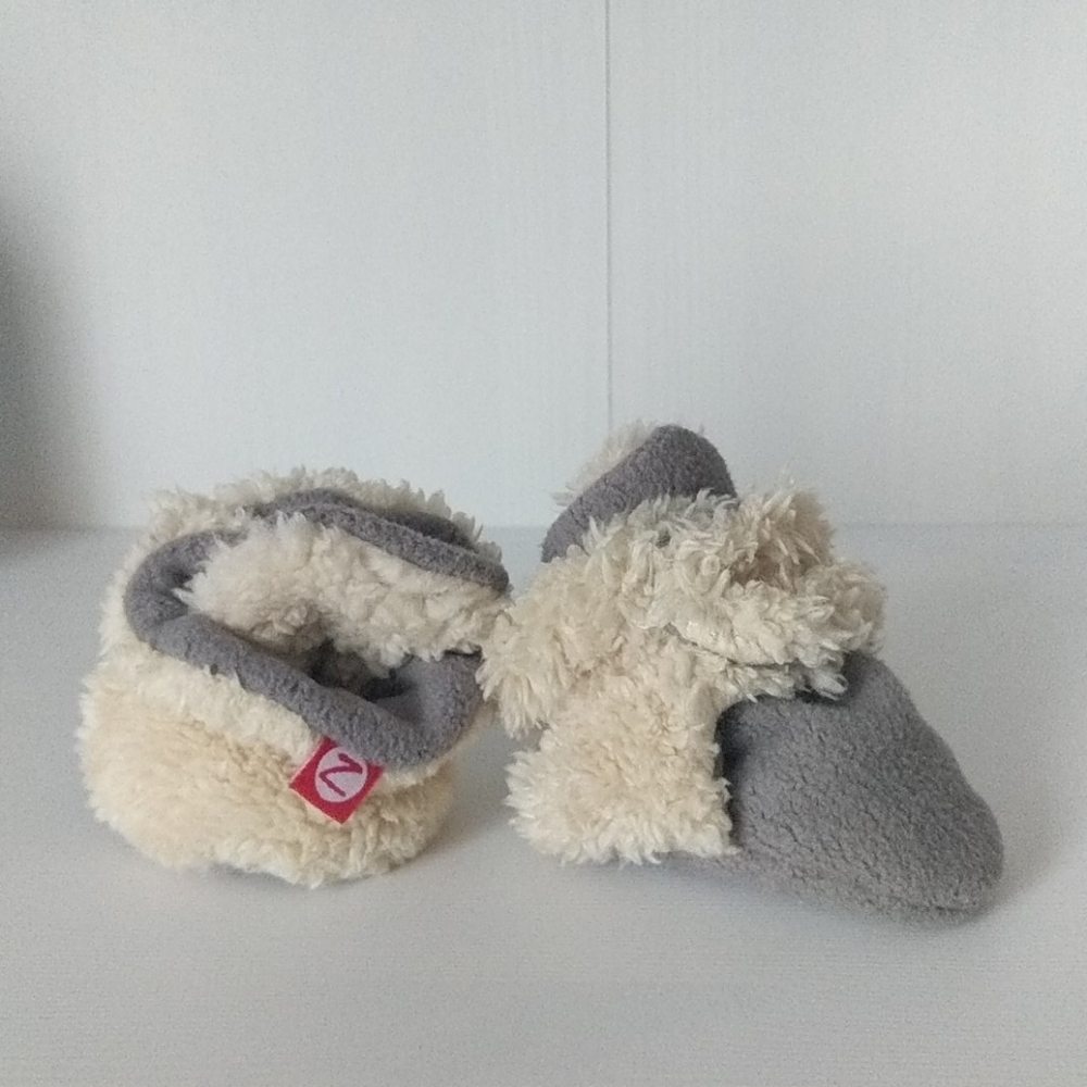 Zutano booties size 3 months